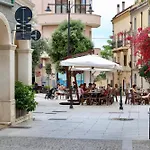 Cavour 31 1br In Heritage Building With Parking, Old Town 아파트