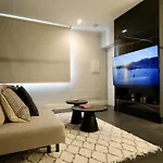 Cavour 31 1br In Heritage Building With Parking, Old Town *