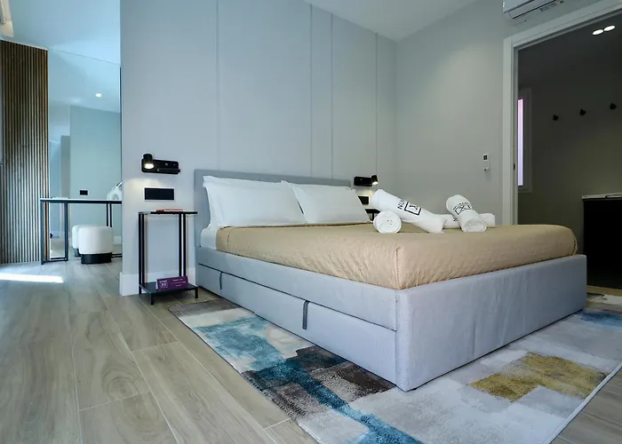 Spacious Modern Fully Equipped In Monumental Building - Parking - Historical Centre Apartman *