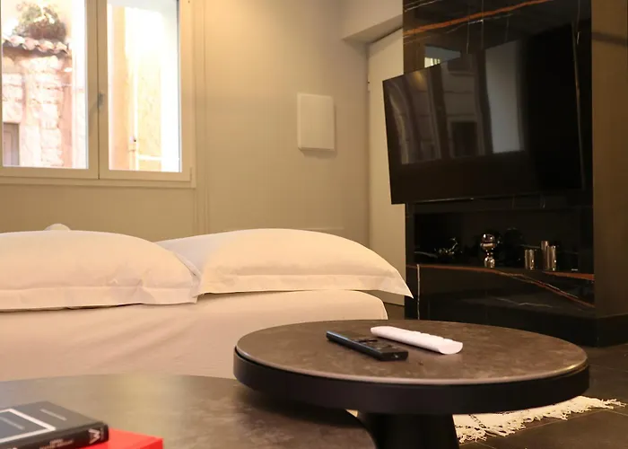 Apartman Spacious Modern Fully Equipped In Monumental Building - Parking - Historical Centre