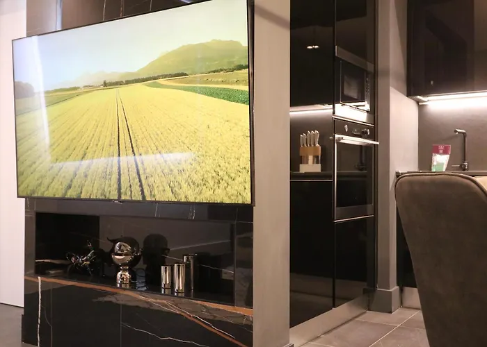 Spacious Modern Fully Equipped In Monumental Building - Parking - Historical Centre * Olbia