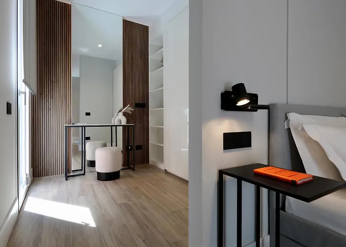 Spacious Modern Fully Equipped In Monumental Building - Parking - Historical Centre Olbia