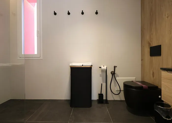 Apartman Spacious Modern Fully Equipped In Monumental Building - Parking - Historical Centre *