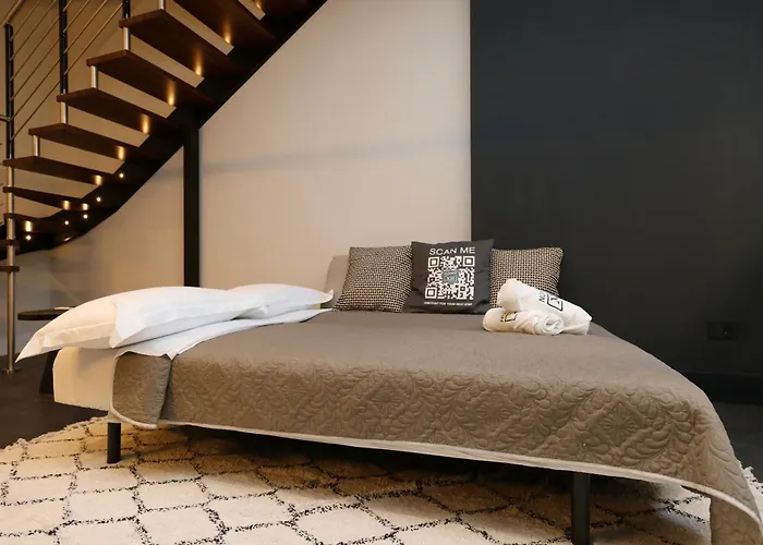 Spacious Modern Fully Equipped In Monumental Building - Parking - Historical Centre * Olbia