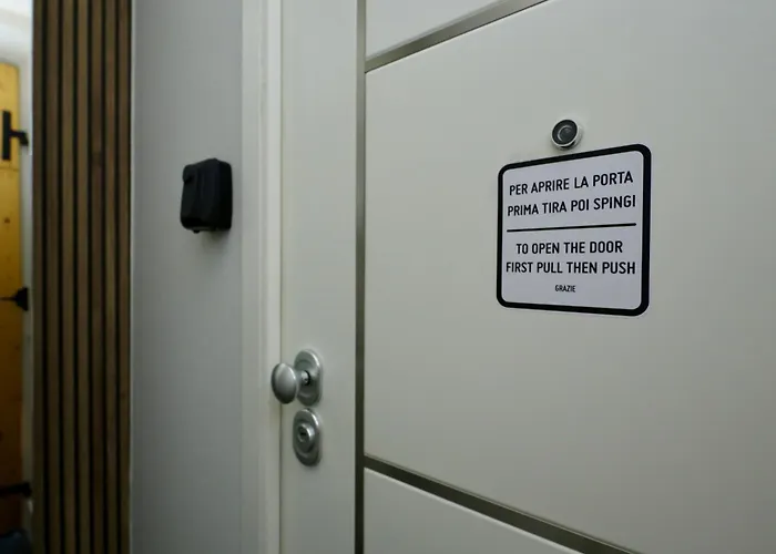 Apartman Spacious Modern Fully Equipped In Monumental Building - Parking - Historical Centre