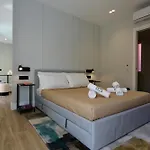 Cavour 31 1br In Heritage Building With Parking, Old Town *
