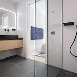Cavour 31 1br In Heritage Building With Parking, Old Town Olbia