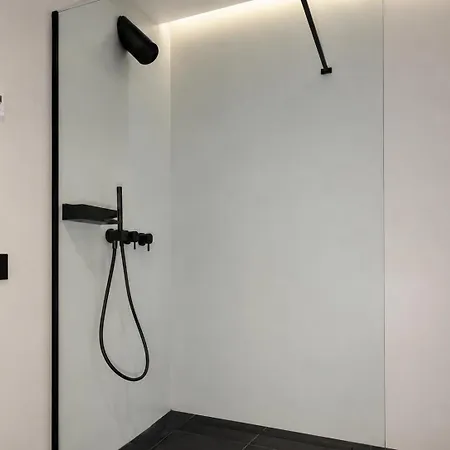 Cavour 31a Duplex Free Parking *