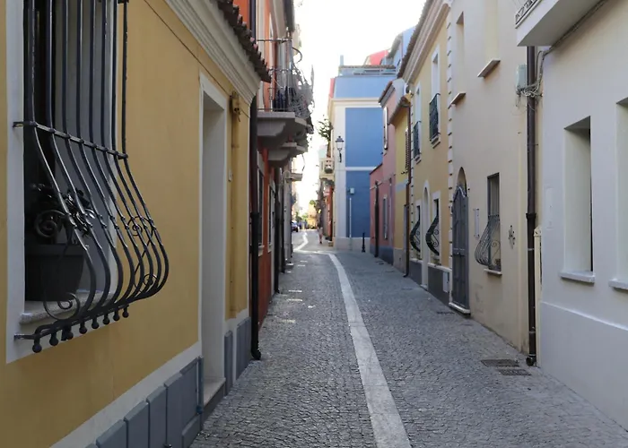 Spacious Modern Fully Equipped In Monumental Building - Parking - Historical Centre * Olbia