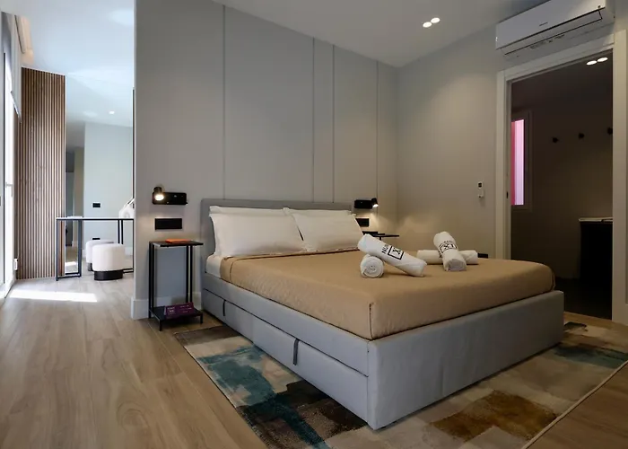 Apartment Spacious Modern Fully Equipped In Monumental Building - Parking - Historical Centre *