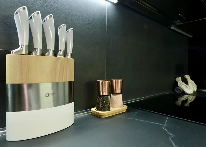 Spacious Modern Fully Equipped In Monumental Building - Parking - Historical Centre Apartment Olbia