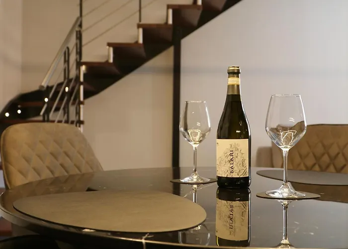 Spacious Modern Fully Equipped In Monumental Building - Parking - Historical Centre Olbia