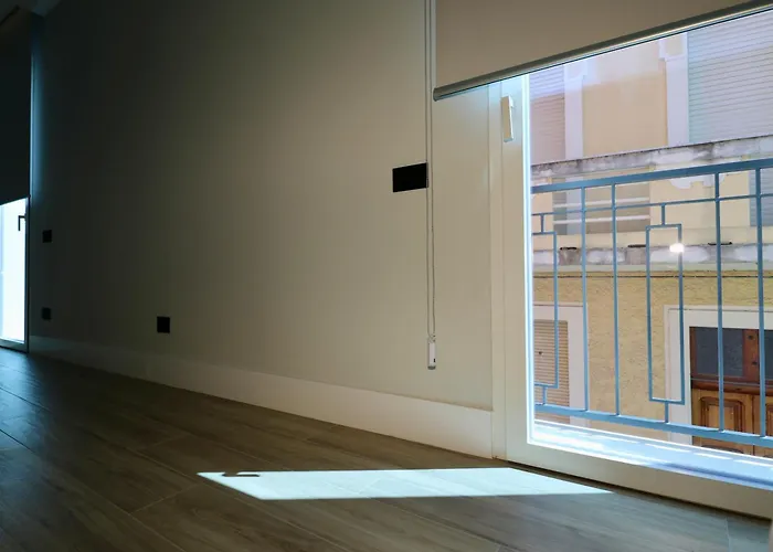 Spacious Modern Fully Equipped In Monumental Building - Parking - Historical Centre *