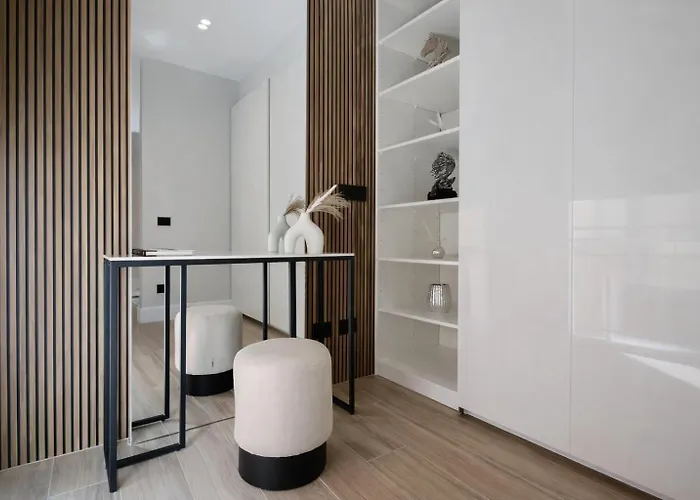 Апартаменты Spacious Modern Fully Equipped In Monumental Building - Parking - Historical Centre *